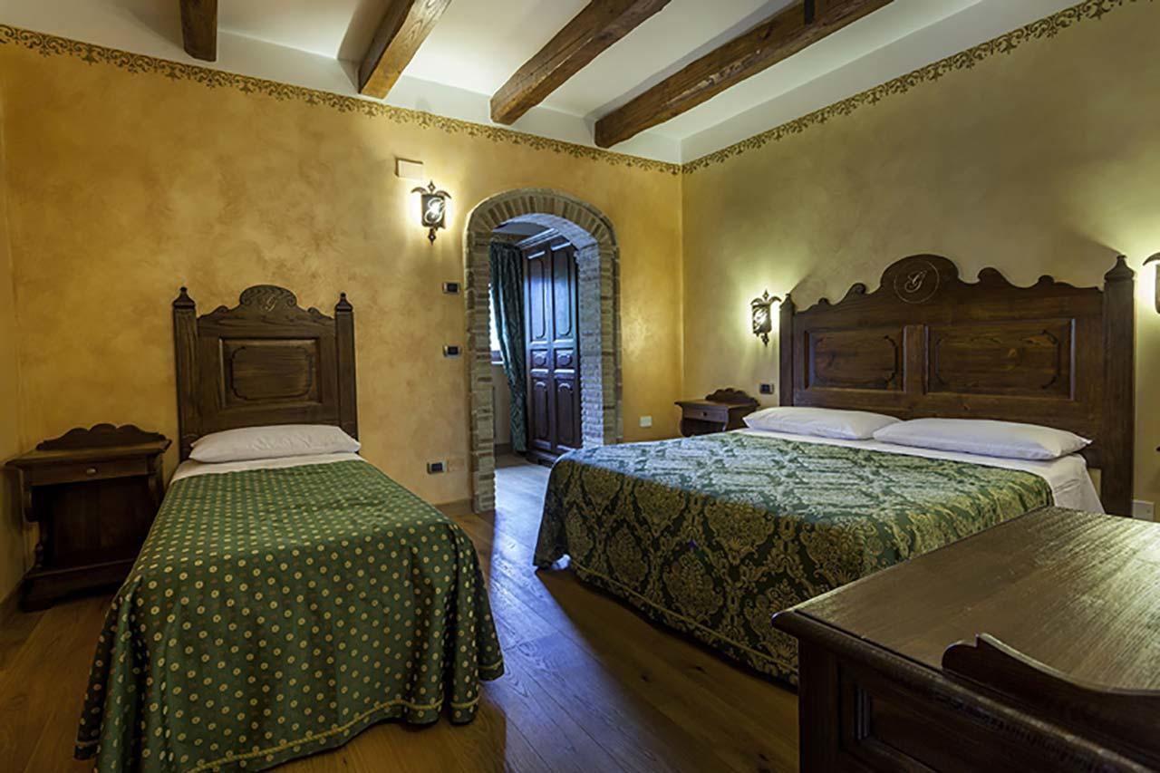 Hotel Guerrinuccio Celano Buitenkant foto