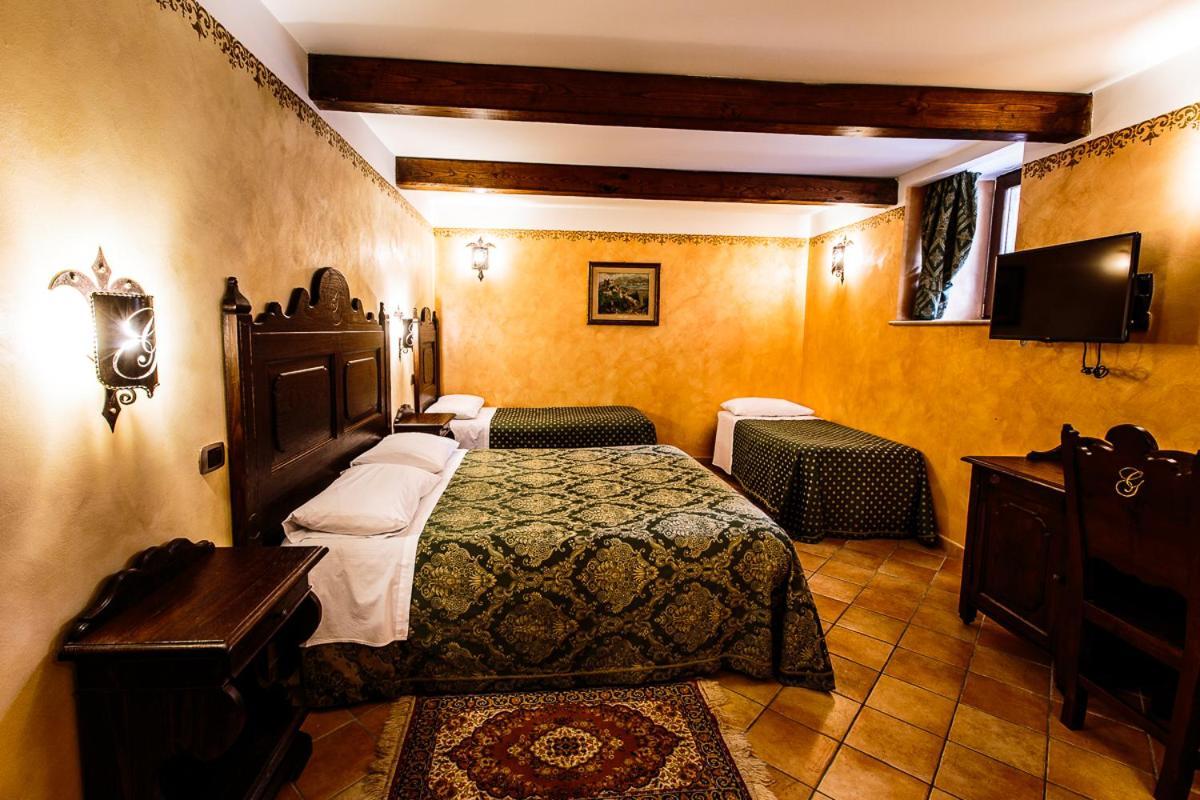 Hotel Guerrinuccio Celano Buitenkant foto