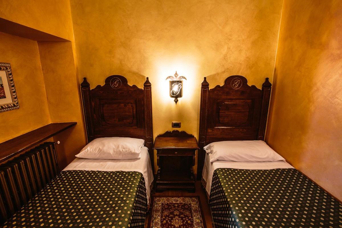 Hotel Guerrinuccio Celano Buitenkant foto